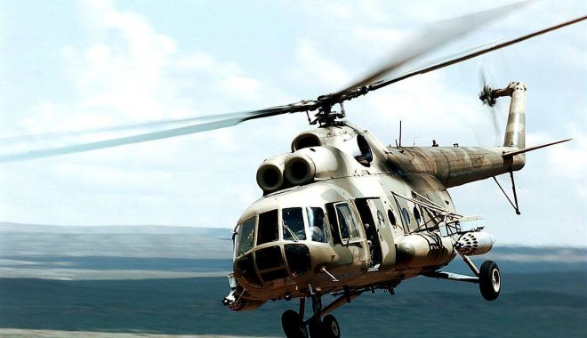 Elicopter prăbușit! Mecanicul de bord, erou într-un peisaj de coșmar - aviatori-1559675891.jpg