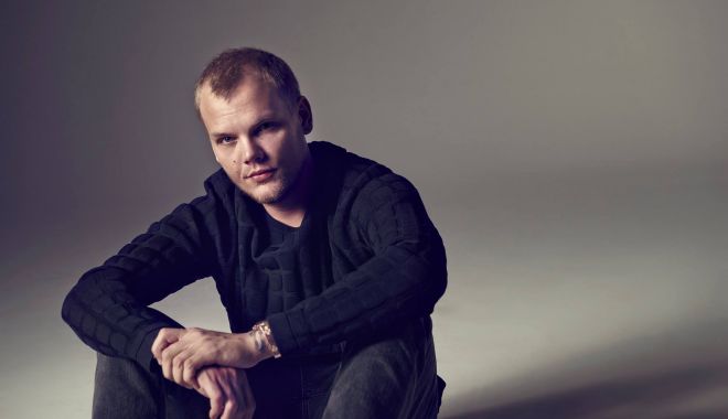 ȘOC ÎN LUMEA MUZICALĂ! Celebrul DJ suedez Avicii a murit la 28 ani - aviciibrown-1524247861.jpg