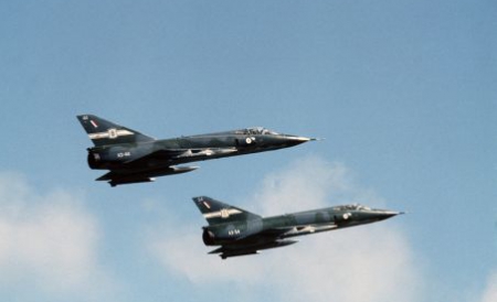 Două avioane NATO au intrat în coliziune în Lituania - avioane-1314712193.jpg