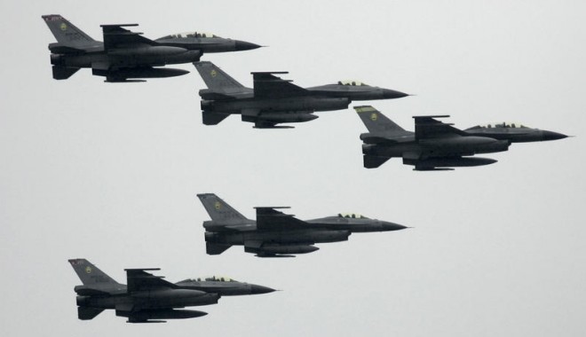 Băsescu, despre avioanele F16: 