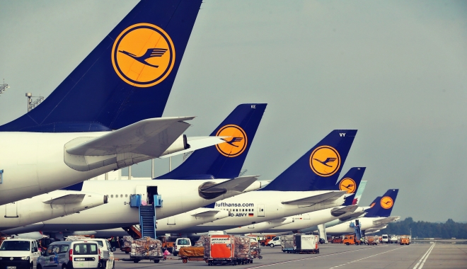 GREVĂ la Lufthansa. Sunt afectate și cursele spre România - avioanejpg-1479887792.jpg