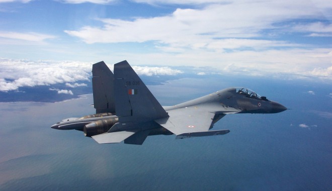 Avionul militar cu care vor fi aduși în România mai mulți răniți de la Kiev va decola azi - avion-1393587979.jpg