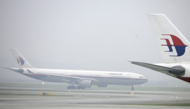 Malaysia / 25 de țări participă la căutarea extinsă a zborului MH370 - avion-1394973337.jpg