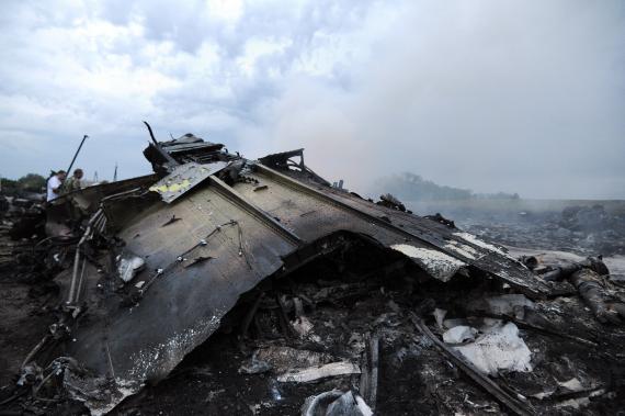 AVION DOBORÂT în Ucraina. INTERCEPTĂRI între OFIȚERI RUȘI și SEPARATIȘTII proruși:  