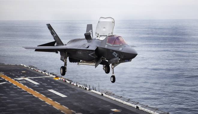 Un stat membru NATO vrea să renunțe la avioanele F-35 - avion-1445445391.jpg