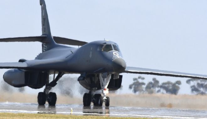 Bombardiere americane de tip B-1B Lancer, misiuni în spațiul aerian al României - avion-1590755824.jpg
