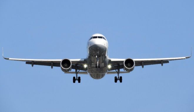Alertă cu bombă într-un avion cu 400 de persoane: „O să-l fac să explodeze” - avion-1665750575.jpg