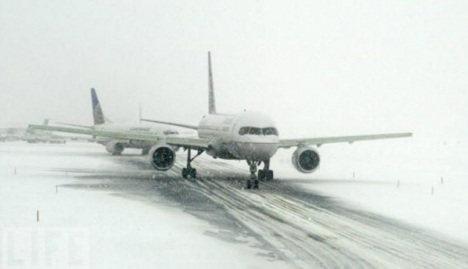 Curse aeriene anulate pe aeroportul din Otopeni - avion134191900-1512986479.jpg