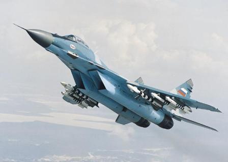 Un avion militar s-a prăbușit. Zece oameni au decedat! - avion20militar-1353484054.jpg