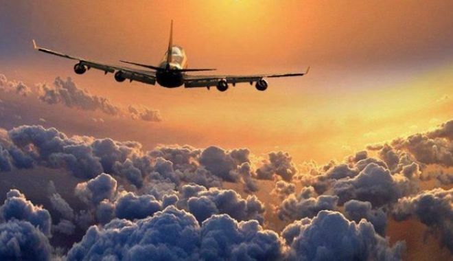 Descoperire șocantă la bordul unei aeronave! O pasageră a fost găsită moartă. Lumea credea că doarme