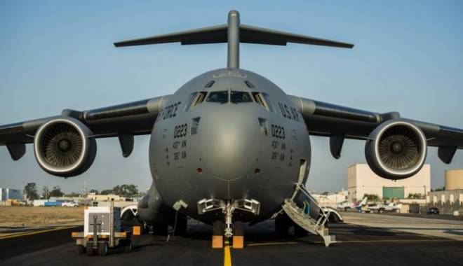 Un avion NATO, pus la dispoziția transferurilor de răniți din 