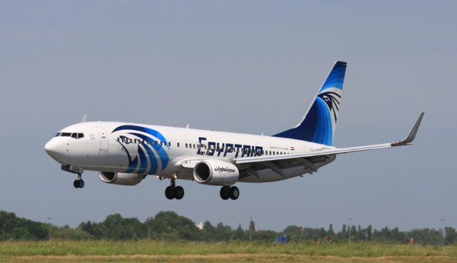 O aeronavă EgyptAir, cu zeci  de oameni la bord, s-a prăbușit  în Mediterana - avionprabusit-1463658972.jpg