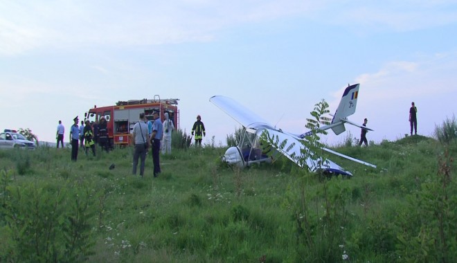 Zece morți după prăbușirea unui avion în Belgia - avionprabusit2-1382196444.jpg