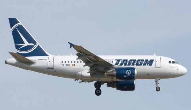 PANICĂ LA BORD! Un avion Tarom a fost lovit de un fulger - aviontarom38800400-1549870664.jpg