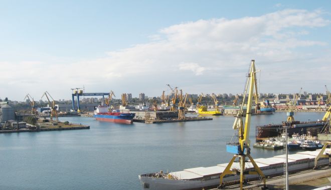 82 de nave și-au anunțat sosirea în porturile maritime românești - avizarinaveportcta5092022-1662399174.JPG