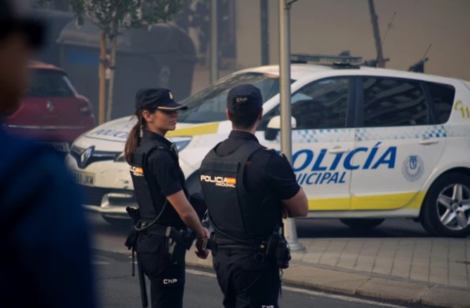 Arhitect din Madrid, acuzat că a înșelat mai multe familii de români cu promisiuni false - avocat-madrid-1779435992.webp