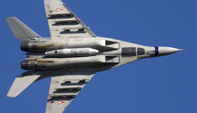 Avioane militare ungare au interceptat un avion austriac în vestul țării - avuion-1496939188.jpg