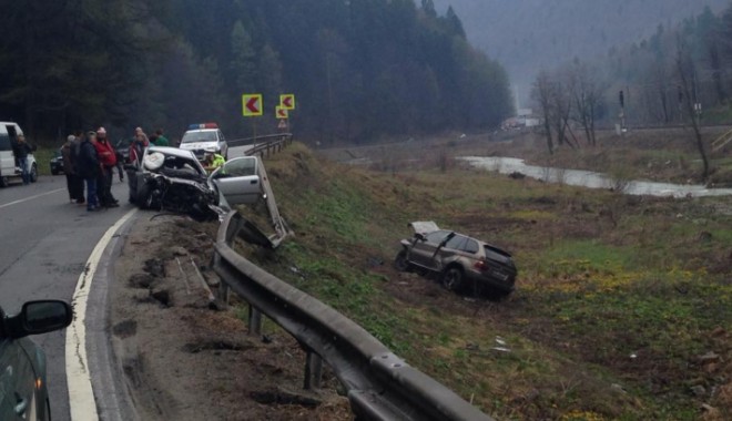 ACCIDENT TERIBIL soldat cu un mort și trei răniți grav - azuga-1398181038.jpg