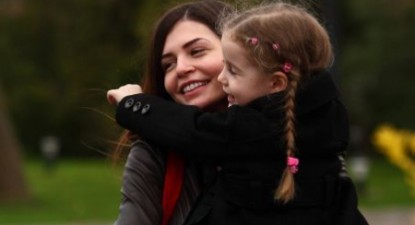 Monica Columbeanu și-a petrecut noaptea cu fiica ei după două luni de despărțire forțată - b089b50538363b44b5c5ff6a79bc639e.jpg
