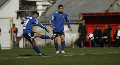 Viitorul l-a îngenuncheat pe Curcă (galerie foto) - b0ab6c37a1585835b00609b336af59d7.jpg
