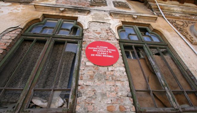Guvernul va interzice închirierea locuințelor cu risc seismic. Se invocă ”apărarea dreptului la viață a altor persoane”