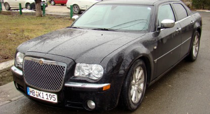 Chrysler furat din Germania, găsit  la Constanța - b2024d4f1f0a55147063872fb62fc8ac.jpg
