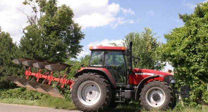 Peste 20 de constănțeni vor utilaje noi, cu fonduri europene - b255393829ec4b2b85559dc365351c1b.jpg