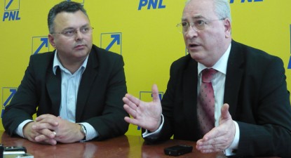 Senatorul PNL Puiu Hașotti solicită Parlamentului să nu se reunească pentru a vota Guvernul Negoiță - b45d0892a61a32c5c01f5ff140148d54.jpg