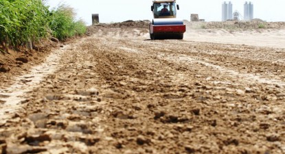 Autostrada Soarelui se împotmolește în fața samsarilor de terenuri - b4b301e4d6121ec85f3da0ca8d9085b6.jpg