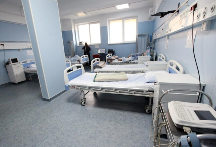 O pacientă a rămas fără bani în timp ce se afla în operație - b50868dea75f5034a5056c00e0d3addf-1737220847.png