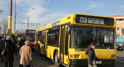 Autobuze cu trasee deviate - b5caf0bec8ea34a8d67d0f7626aa1d86.jpg
