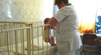 Sărăcia le împinge să-și abandoneze pruncii în spital - b5d01dac334459254cf227a09ea0b9eb.jpg