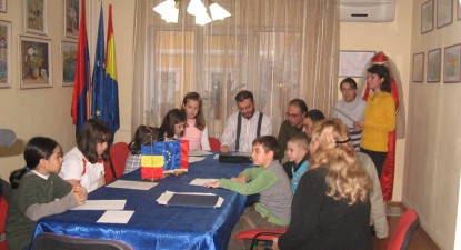 Limba armeană îi adună laolaltă pe membrii mici și mari ai comunității de la Constanța - b5e1cc9e4ba1d86087f33cef185bad07.jpg