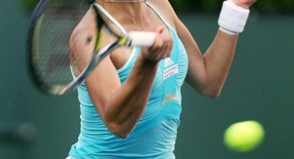 Raluca Olaru, spulberată de surorile Williams - b6971181414fe808396c6883eb262e8d.jpg