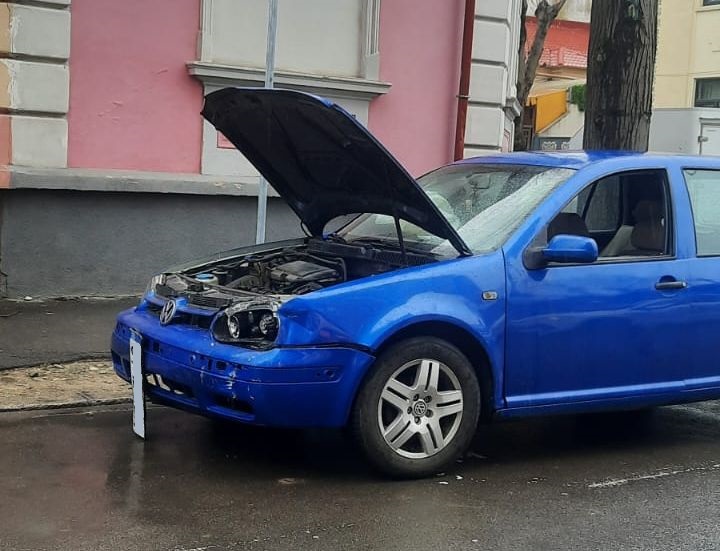 Accident rutier pe strada Răscoalei! O persoană a ajuns la spital - b99e349b0ed045ddb6c63d3d599259fc-1743596432.jpg