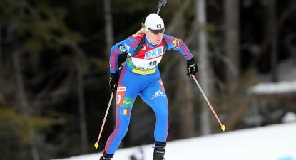 Românii își pregătesc schiurile, săniile și patinele pentru JO de Iarnă 2010 - b9bfef23813eed0d0d3b92b03805c357.jpg
