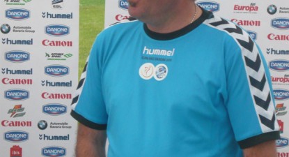 Fanii i-au cerut lui Hagi să se implice la Farul - ba723526105dab1eed97be7998f68a8c.jpg