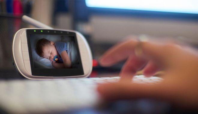 Ce funcţii trebuie să aibă un baby monitor, pe lângă supraveghere audio şi video - babymonitor-1639468845.jpg