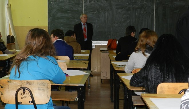 Ultima probă a simulării Bacalaureatului la Constanța - bac-1363321674.jpg