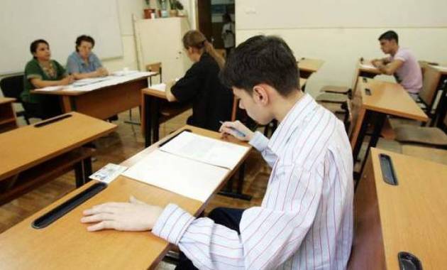 Trei eliminați din Bacalaureat - bac-1457520443.jpg