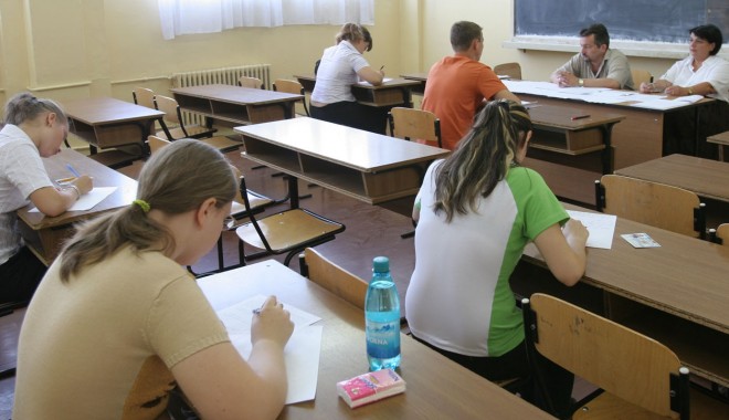 Tentativă de fraudă la simularea Bacalaureatului - bac13414359081-1363187768.jpg