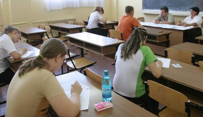 Ce subiecte au avut de rezolvat, la simularea la română, elevii de a XI-a - bac1377072088-1457343259.jpg
