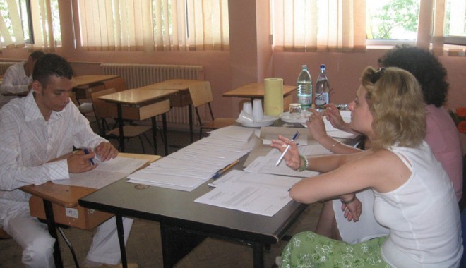Cât îi costă Bacalaureatul pe 