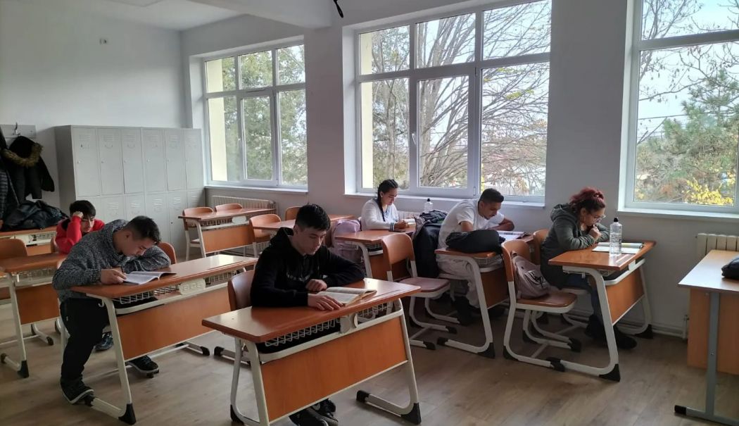 Bacalaureat 2025. Cinci elevi constănțeni susțin proba la limba maternă - bacalaureat-1749986426.jpg