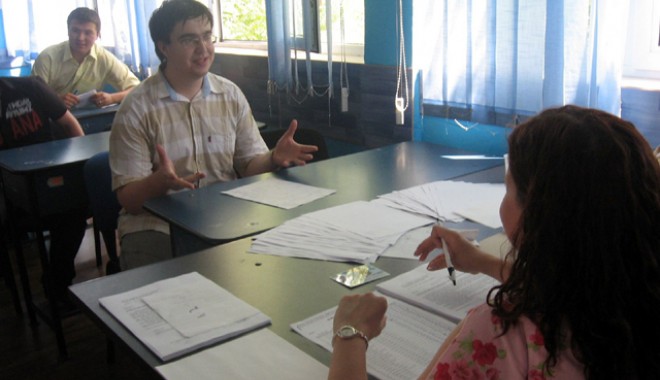 BACALAUREAT 2013 / Emoții, emoții: Ce SUBIECTE îi așteaptă pe candidați - bacoral-1370786083.jpg