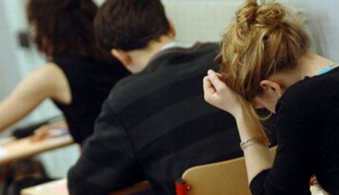 Șoc la Bacalaureat special 2012 / Din 41 de candidați constănțeni, doar 11 au promovat - bacspecial-1338563930.jpg