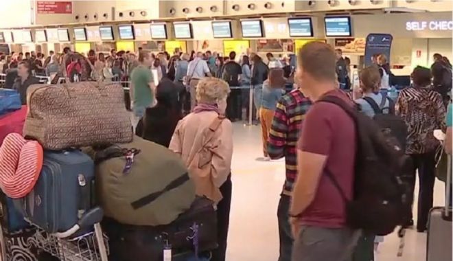 O nouă zi de haos pe aeroporturi. Criza bagajelor continuă. Multe zboruri, anulate