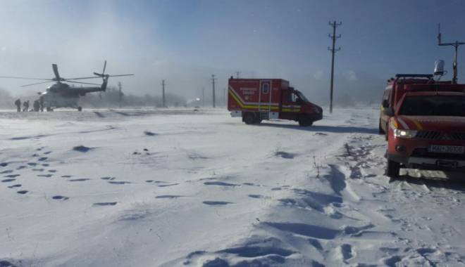 Toți turiștii blocați la Bâlea Lac au fost evacuați cu elicopterul - balea-1453296687.jpg