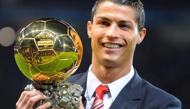 Cristiano Ronaldo a câștigat Balonul de Aur. Clasamentul complet - ball-1512687426.jpg