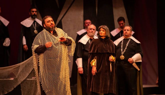 „Bal mascat”, la Teatrul „Oleg Danovski“, pentru cei care iubesc opera - balmascatsursatnobd-1636901718.jpg